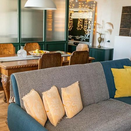 Philos Guesthouse 마크리니차 외부 사진