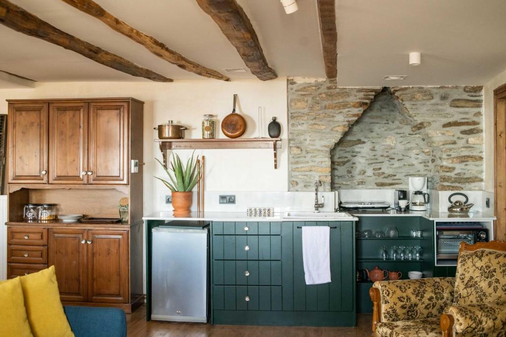 Philos Guesthouse 마크리니차 외부 사진